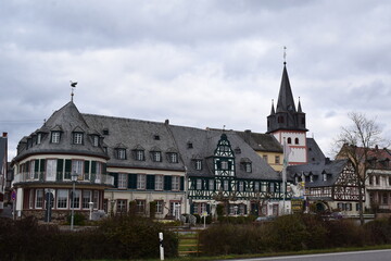 Oestrich, Teil von Oestrich Winkel im Frühling