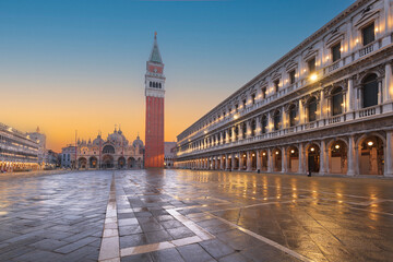 St. Mark's Square in Venice, Italy - obrazy, fototapety, plakaty