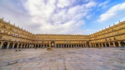 Panoramic view of the immense Plaza Mayor of Salamanca with its arcades around the square.