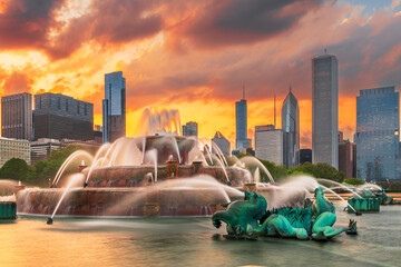 Chicago, Illinois, USA Skyline and Fountain