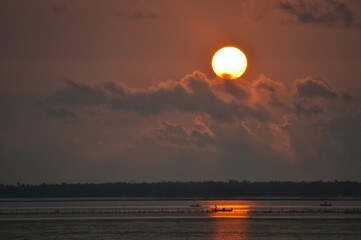 sunset over mer