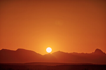 Fototapeta premium Sunball over Chisos