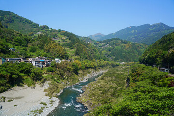 Fototapeta na wymiar 徳島県三好市西祖谷の風景