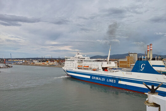 LIVORNO, ITALY - MARCH 9, 2012:LIVORNO, ITALY - : Ferryboat ro ro EUROPALINK- Grimaldi Group, enters the port of Livorno
