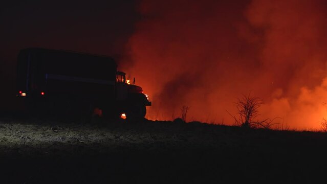 fire truck at night, firewatch at work