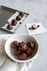 Homemade healthy snacks. Vegan Dark Chocolate Energy Balls. Taken before or after workout to replenished lost energy.