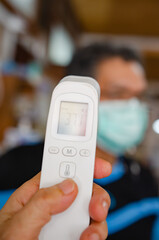 Body temperature screening during the Covid-19 period before entering the restaurant