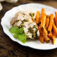Chicken with pesto and sweet potato fries