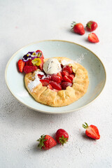 delicious strawberry tart