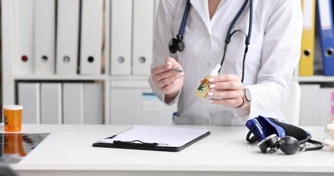 Doctor prescribes marijuana oil for patient in wheelchair
