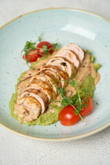 guacamole stuffed crumbs lime chicken