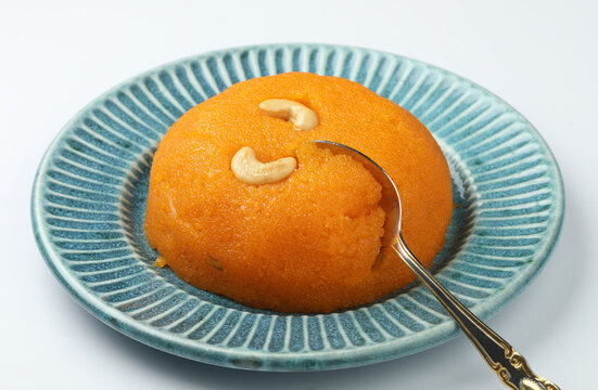 Sooji Halwa,Kesari,Haiwa,Indian sweet,gujati,maharahashtrian,south india,traditional sweet