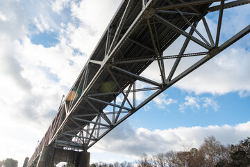 Obraz premium bridge over the river