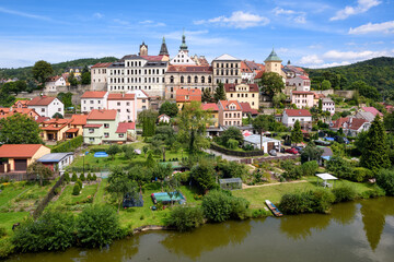 Fototapeta na wymiar Loket town on Ohre river, Czech Republic