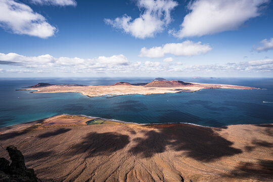 Vue sur &icirc;le de la Graciosa