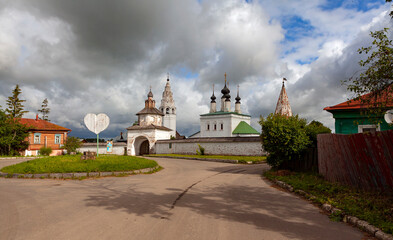 Fototapeta na wymiar Ancient temples and monasteries of the city of Suzdal. Russia.