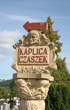 Signpost of  Kaplica Czaszek - Skull Chapel at Czermna district  in Kudowa-Zdroj. Poland