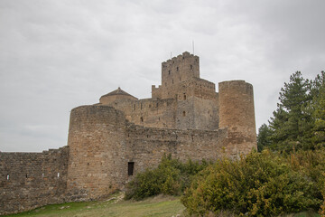 Fototapeta premium Loasrre Castle