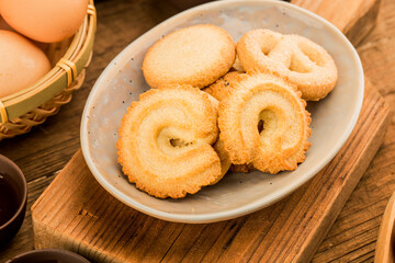A plate of freshly baked cookies