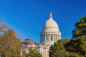 Sunny view of the State Capitol building