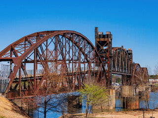 Sunny view of the historical Clinton Presidential Park Bridge