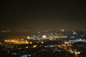 Fototapeta na wymiar night view of jerusalem