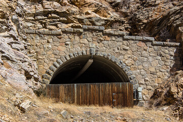 Fototapeta na wymiar Abandoned Tunnel