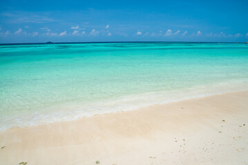 Obraz premium Beautiful tropical island white sand beach - Koh Lipe, Thailand. Tropical summer holiday vacation concept.