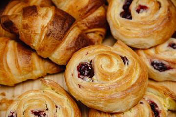 Fototapeta premium croissant with jam
