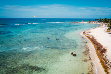 Obraz premium Aerial view of the Coba beach in Quintana Roo, Mexico. Caribbean Sea, coral reef, top view. Beautiful tropical paradise beach