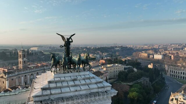 l'Altare della Patria e il Campidoglio a Roma, Italia.
Vista aerea del Campidoglio a Roma, sede del comune di Roma, famosa meta turistica nel centro di Roma.
