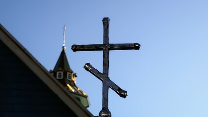 cross on the cross