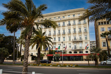 Fototapeta na wymiar view of the west-end hotel in nice in France