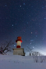灯台とオリオン