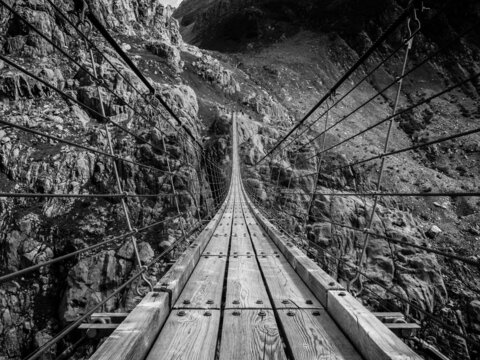 Triftbr&uuml;cke,  suspension bridge in the Swiss Alps