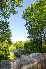 Fototapeta na wymiar Spring in a public park. 