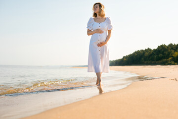 Healthy relax on a seashore during pregnancy