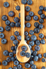 ripe blueberries and blueberries on the table