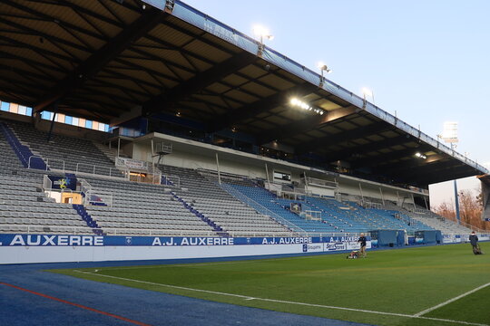 Le stade Abb&eacute; Deschamps, stade de football de l'&eacute;quipe AJ Auxerre, ville de Auxerre, d&eacute;partement de l'Yonne, France