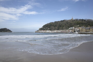 Obraz premium View of the coast of San Sebastian, Spain