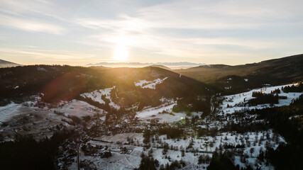Fototapeta Pilsko Góra- Korbielów - Krajobraz zima - ujęcie lotnicze- pejzaż zimowy obraz