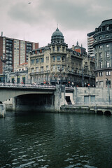 Landscape photo of the river and the city of Bilbao