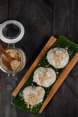 Ketan bubuk kedelai or Steamed sticky rice with soybean powder.