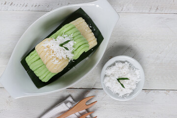 Getuk Lindri is a traditional Indonesian dessert made from mashed cassava, rolled into groovy loaf and topped with grated coconut.