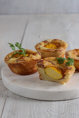 Roti telur Korea or Korean egg bread, known as gyeranppang.