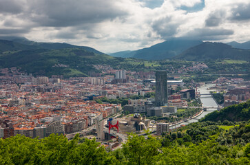 Obraz premium Bilbao, modern and classic architectures