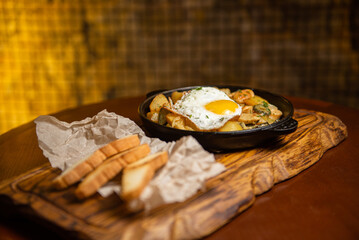 fried eggs with bacon