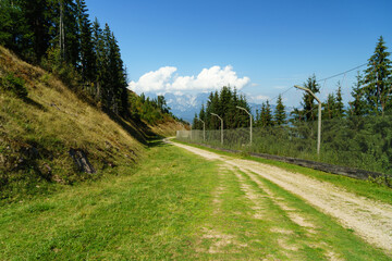 Gschöss, die flachste Stelle auf der Streif in Kitzbühel im Sommer, Tirol, Österreich im Sommer