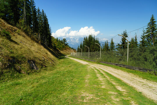 Gsch&ouml;ss, die flachste Stelle auf der Streif in Kitzb&uuml;hel im Sommer, Tirol, &Ouml;sterreich im Sommer