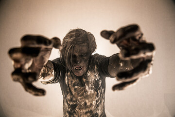 Zombies, Apocalypse, burnt people